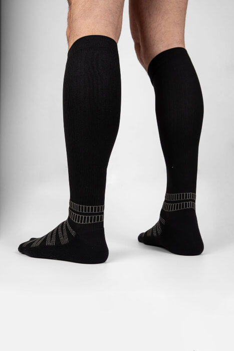Fitlegs sports compression socks premium - black and grey - side shot
