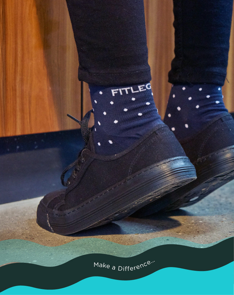 Fitlegs everyday life compression socks in blue polka dot with Fitlegs - Make a Difference